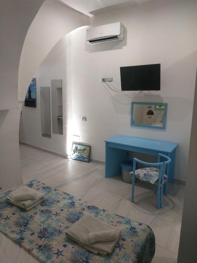 גיארדיני נאקסוס Suite Sul Mare מראה חיצוני תמונה